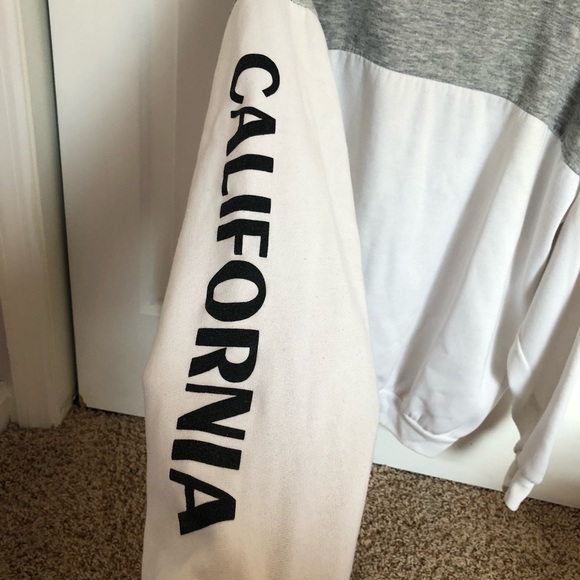 VINTAGE Alcatraz Penitentiary Swim Team sweatshirt - Picture 4 of 5